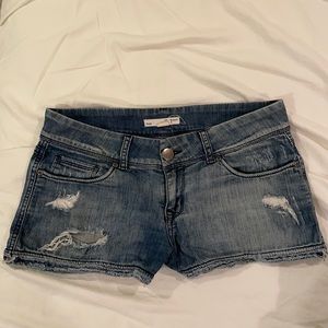 Jean Shorts - Low Rise Distressed Size 28